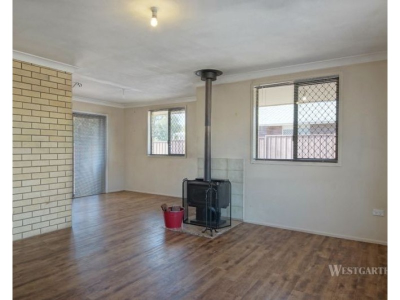 14 Hass Street, Oakey QLD 4401
