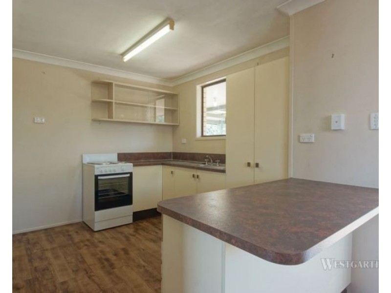 14 Hass Street, Oakey QLD 4401