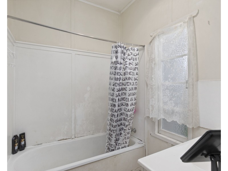 330 Bridge Street, Wilsonton QLD 4350
