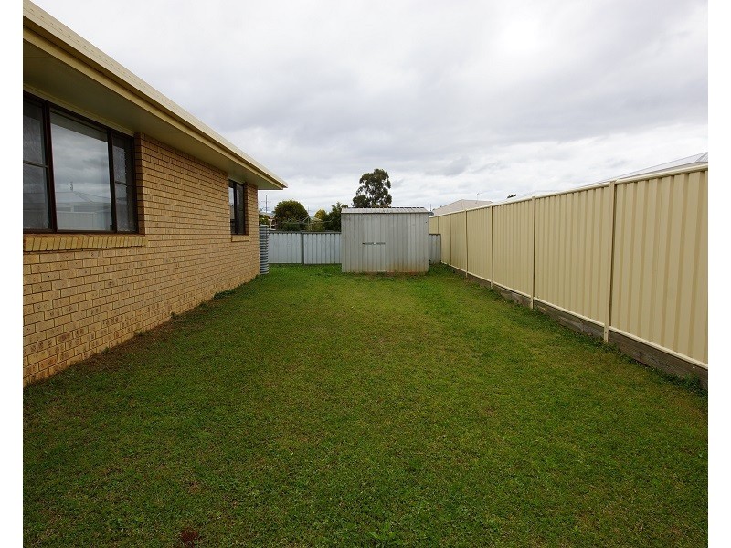 2/53 Hamlyn Road, Oakey QLD 4401