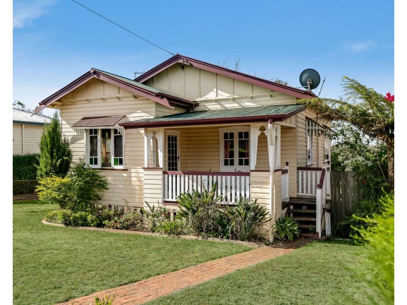 7 O’Quinn Street, Harristown QLD 4350