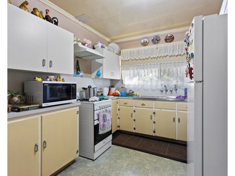 22 James Street, Oakey QLD 4401