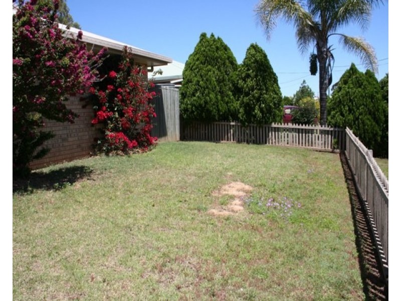 1/24 Weise Street, Oakey QLD 4401