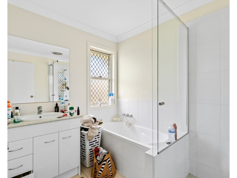 18 Joann Court, Oakey QLD 4401