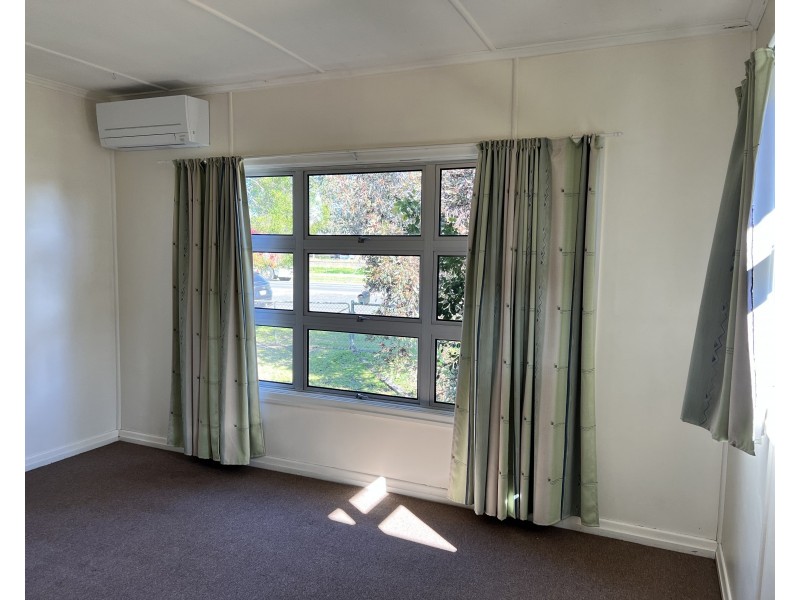 28 Davidson Street, Oakey QLD 4401