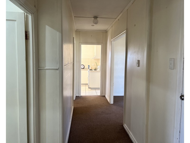 28 Davidson Street, Oakey QLD 4401