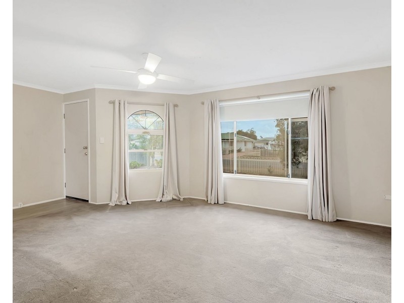 10 Joseph Street, Oakey QLD 4401