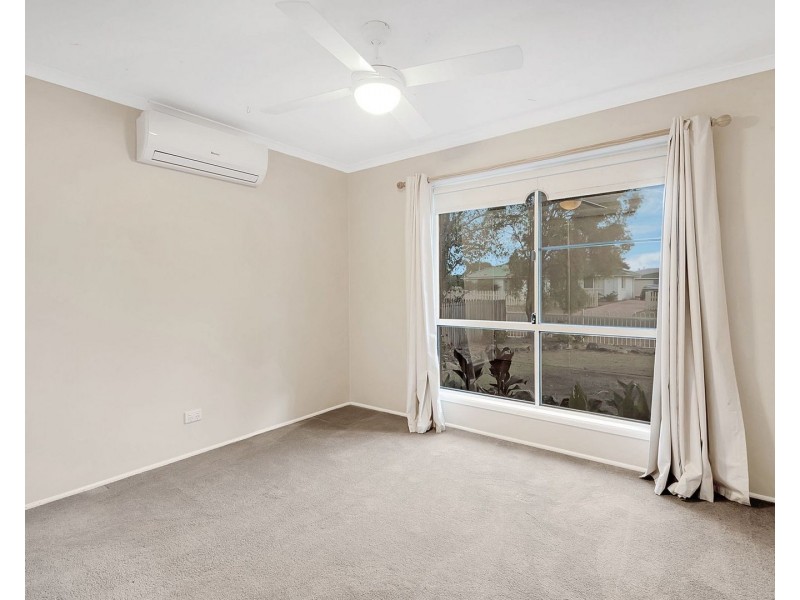 10 Joseph Street, Oakey QLD 4401