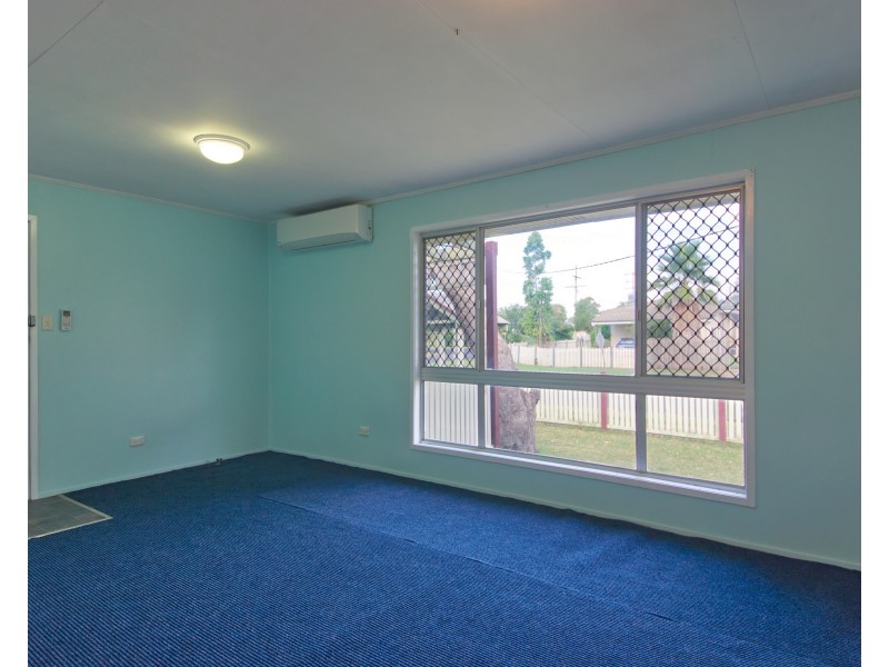 25 Milligan Street, Oakey QLD 4401