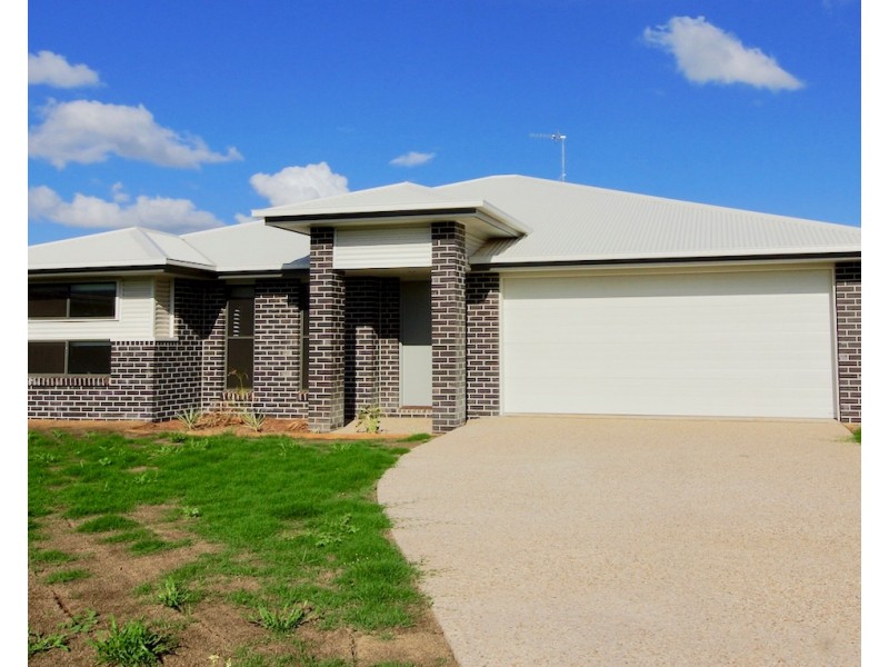 20 Debbie Court, Oakey QLD 4401