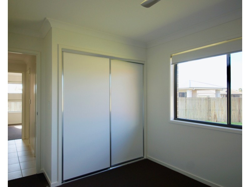 20 Debbie Court, Oakey QLD 4401