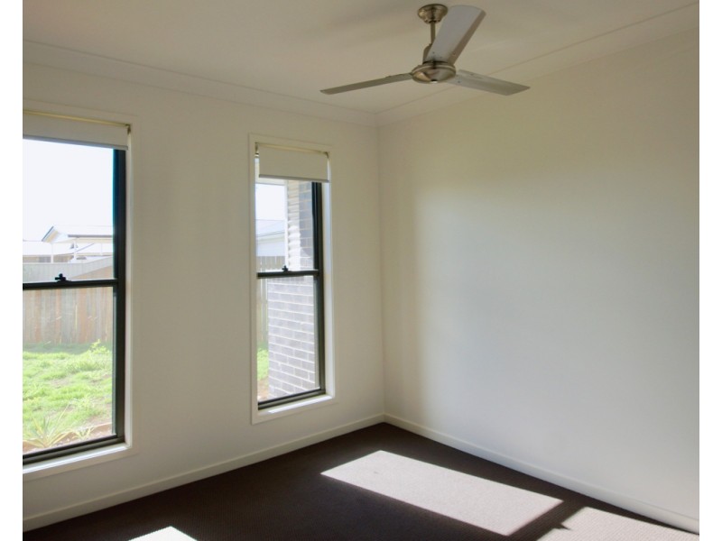 20 Debbie Court, Oakey QLD 4401