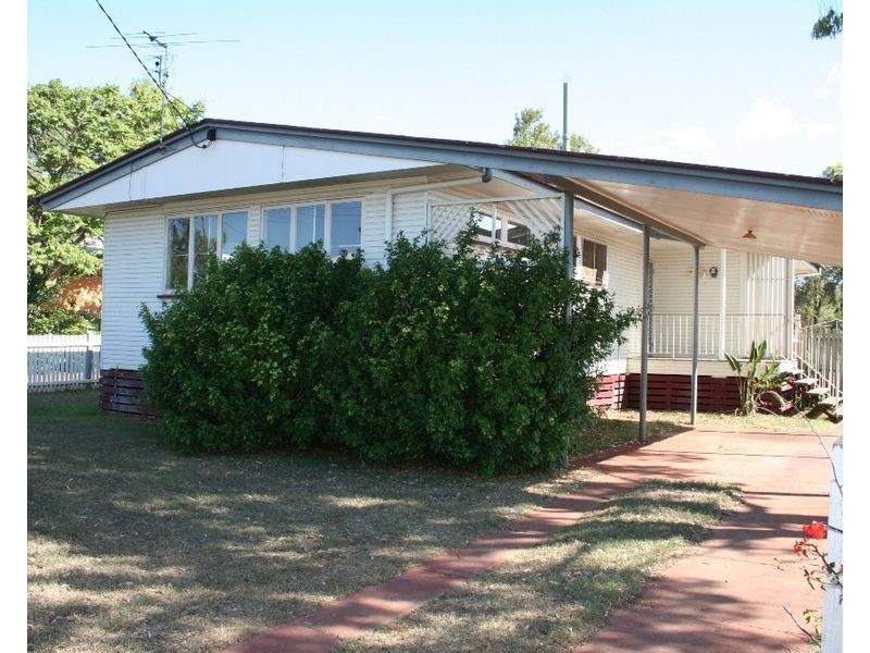 6 Delray Street, Oakey QLD 4401