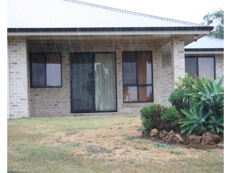 15 Aruma Drive, Oakey QLD 4401