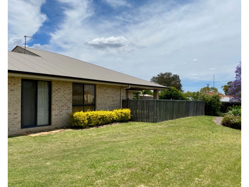 15 Aruma Drive, Oakey QLD 4401