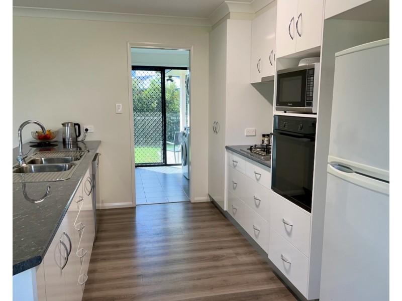32 Murray Street, Oakey QLD 4401