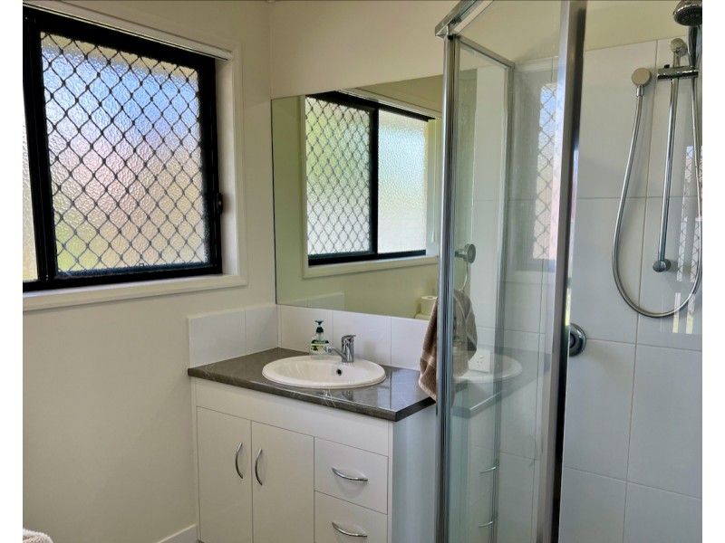 32 Murray Street, Oakey QLD 4401