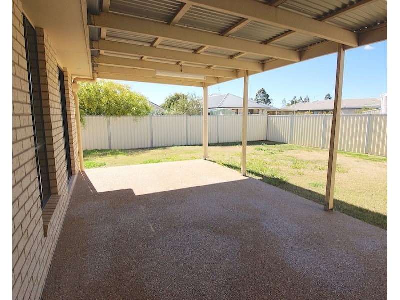 14 Debbie Court, Oakey QLD 4401