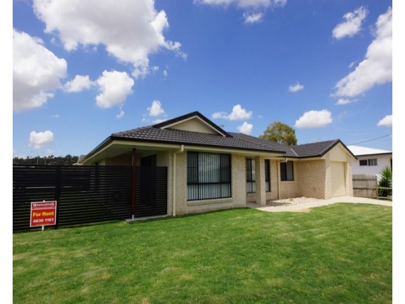 10 Cecil Street, Oakey QLD 4401