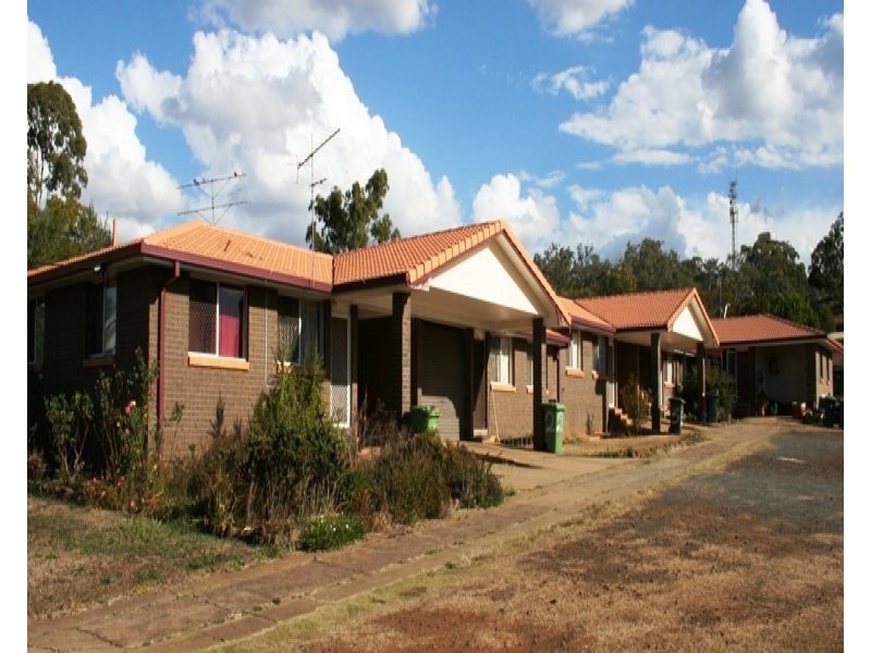 4/74 Proposch Street, Oakey QLD 4401