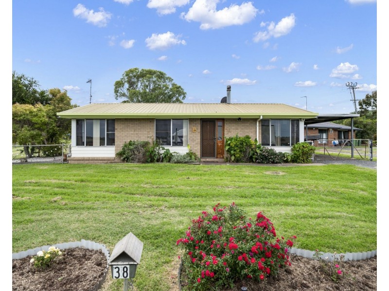 38 Gowrie Street, Kingsthorpe QLD 4400