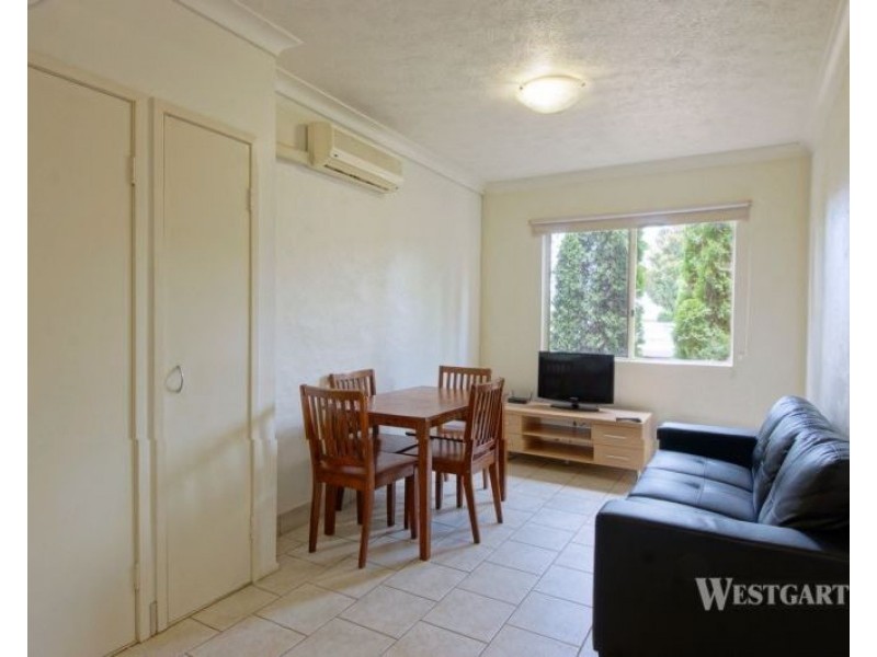 12/9 Uniplaza Court, Kearneys Spring QLD 4350