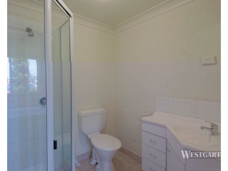 12/9 Uniplaza Court, Kearneys Spring QLD 4350