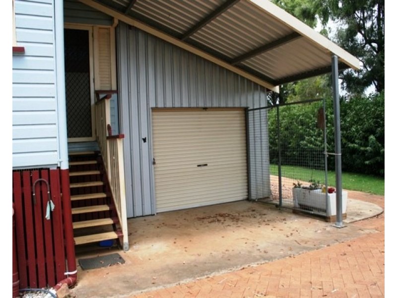 4A Toowoomba Road, Oakey QLD 4401