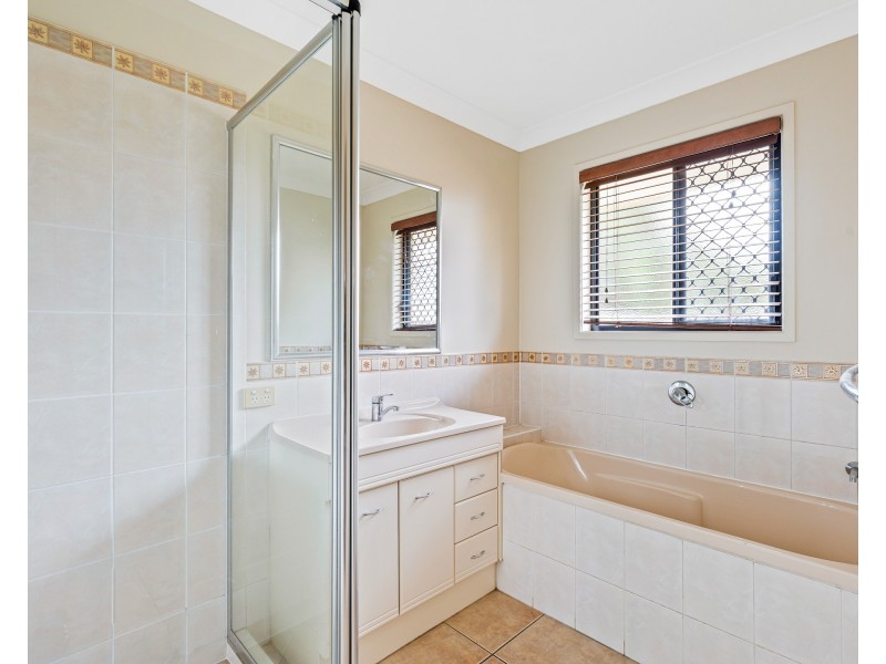 7 Berghofer Drive, Oakey QLD 4401