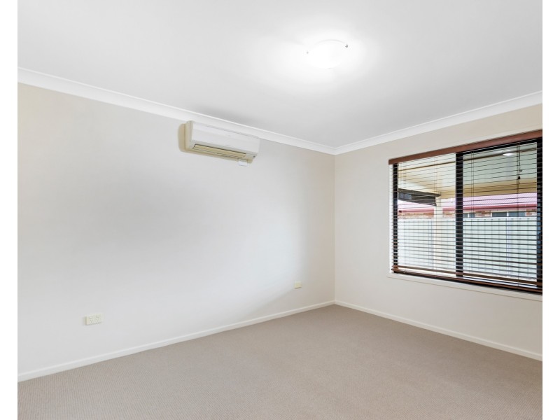 7 Berghofer Drive, Oakey QLD 4401