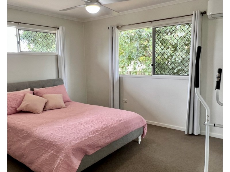 13 James Street, Oakey QLD 4401