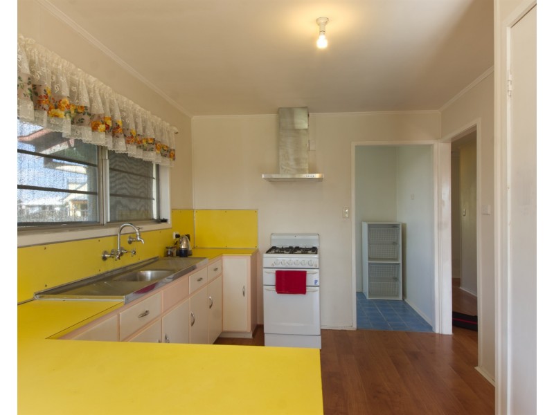 7 Shirley Street, Oakey QLD 4401