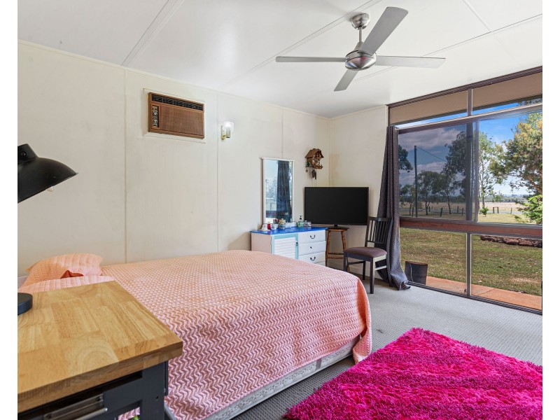 53 4AK Road, Oakey QLD 4401