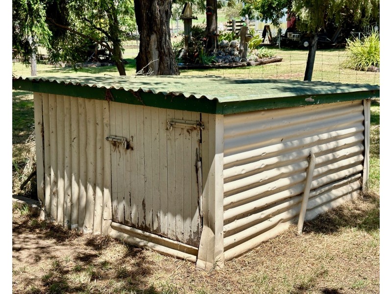 7 Oakey Cooyar Road, Kulpi QLD 4352