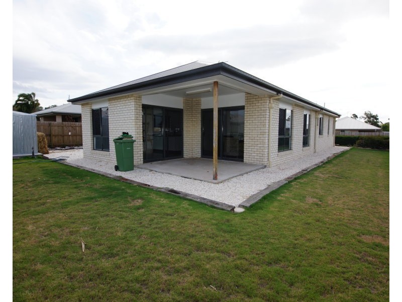 35 Murray Street, Oakey QLD 4401