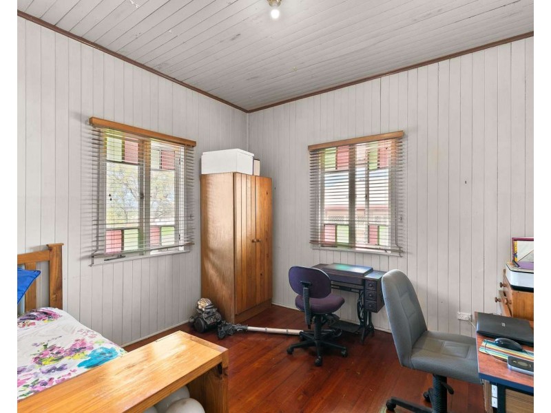 7 O’Quinn Street, Harristown QLD 4350