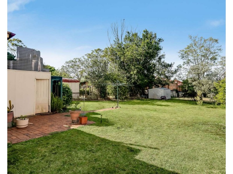 7 O’Quinn Street, Harristown QLD 4350