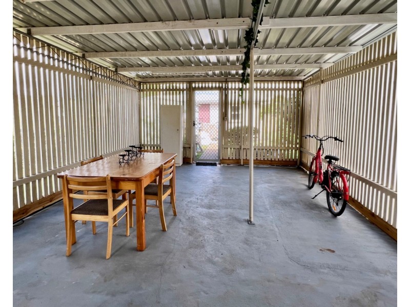 11 McDonald Street, Oakey QLD 4401