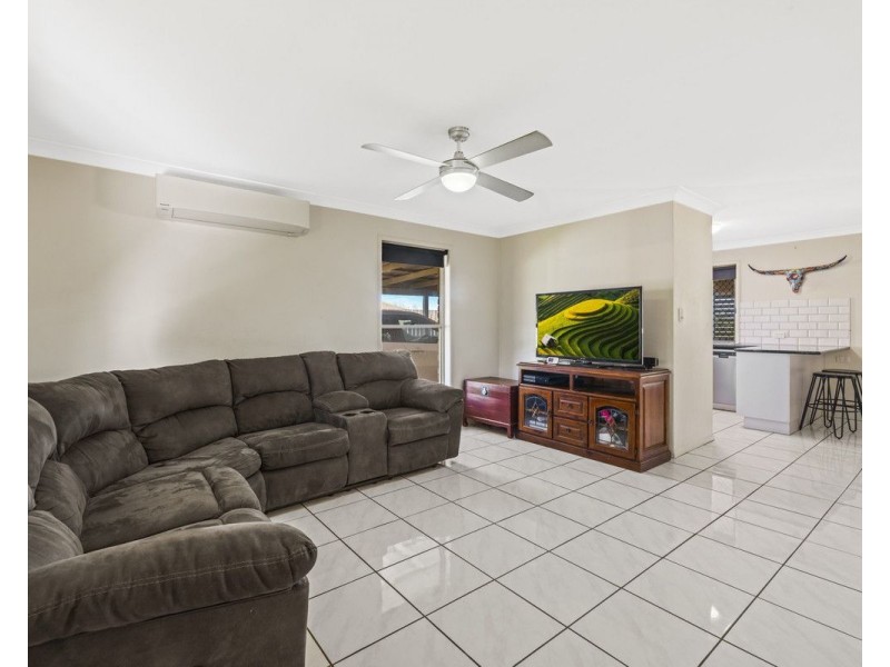 15 Kurrajong Street, Newtown QLD 4350