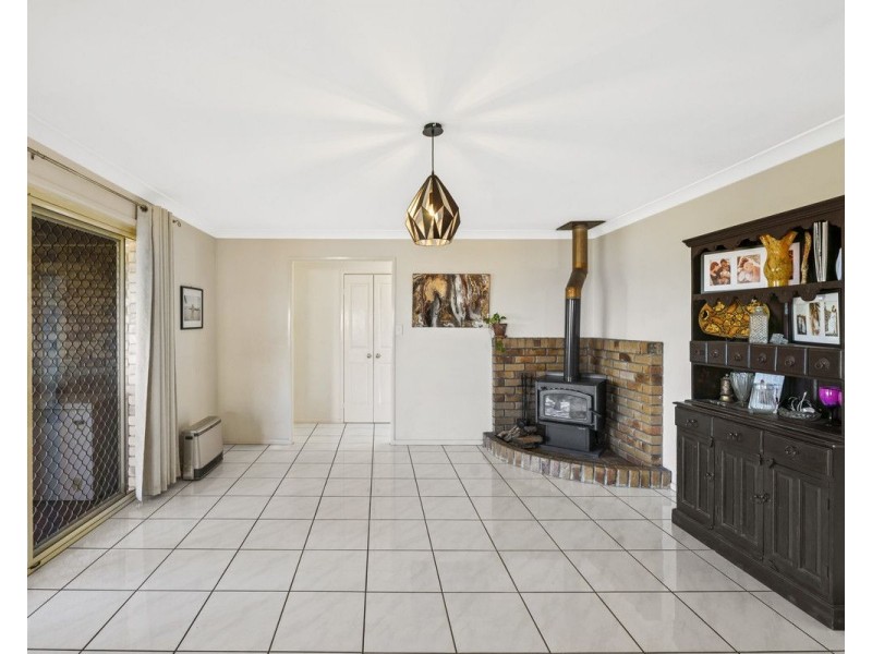 15 Kurrajong Street, Newtown QLD 4350