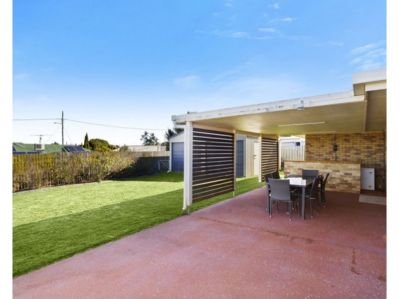 15 Kurrajong Street, Newtown QLD 4350