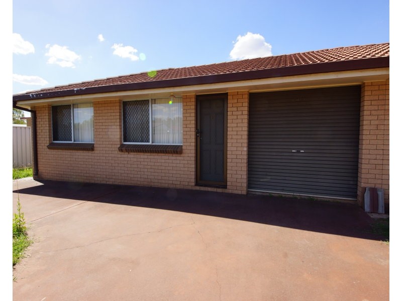 3/24 Proposch Street, Oakey QLD 4401