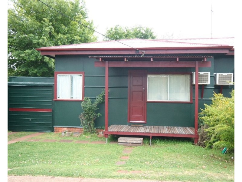 2/165 Perth Street, South Toowoomba QLD 4350