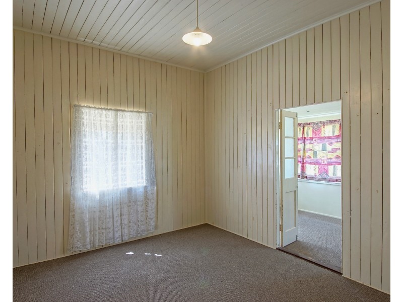 149 Bridge Street, Oakey QLD 4401