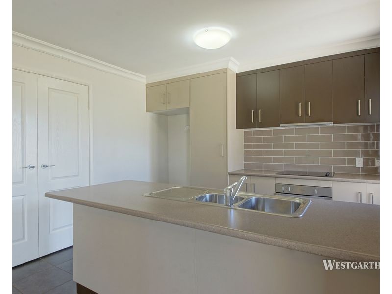 2 Debbie Court, Oakey QLD 4401