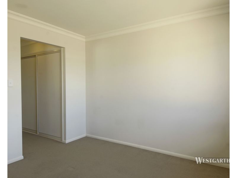 2 Debbie Court, Oakey QLD 4401