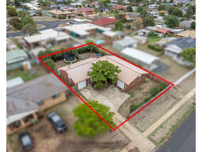 89 Hamlyn Road, Oakey QLD 4401