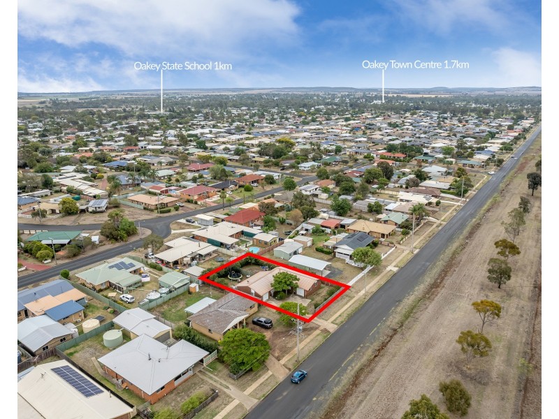 89 Hamlyn Road, Oakey QLD 4401