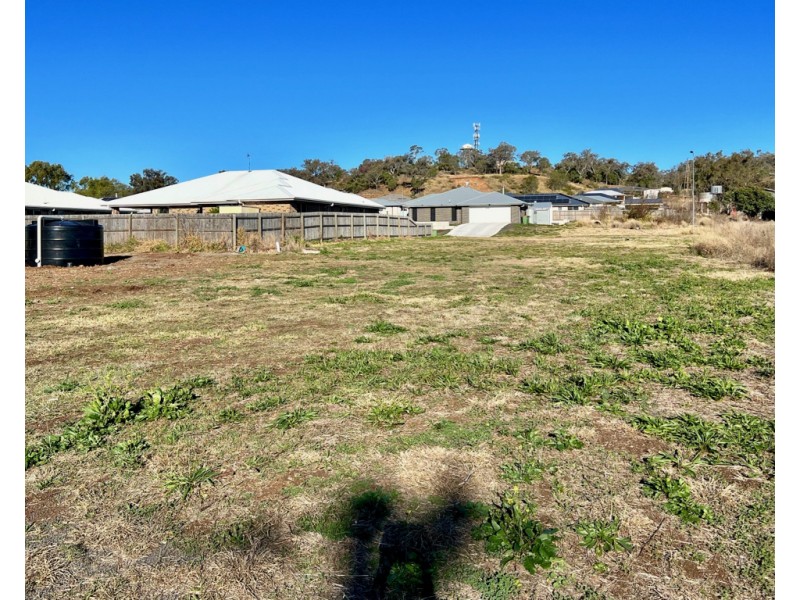 49 Aubigny Road, Oakey QLD 4401