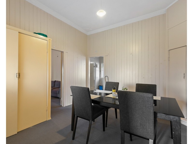 2/56 York Street, Oakey QLD 4401